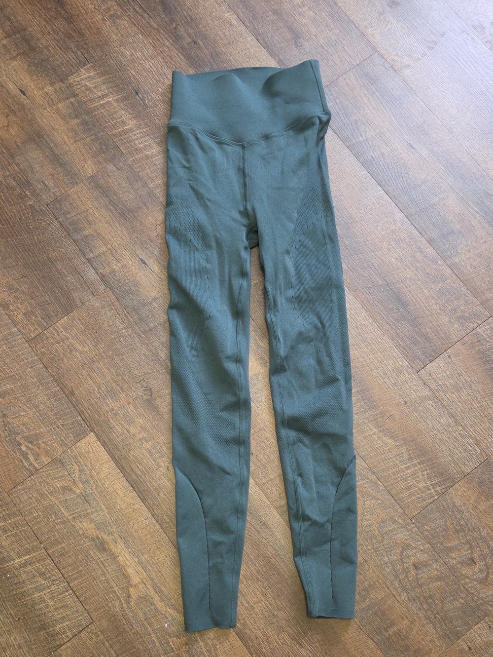 Fabletics Olive High-Waist Seamless Leggings